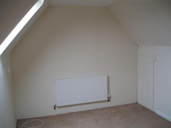 Attic Bedroom 3 a)
