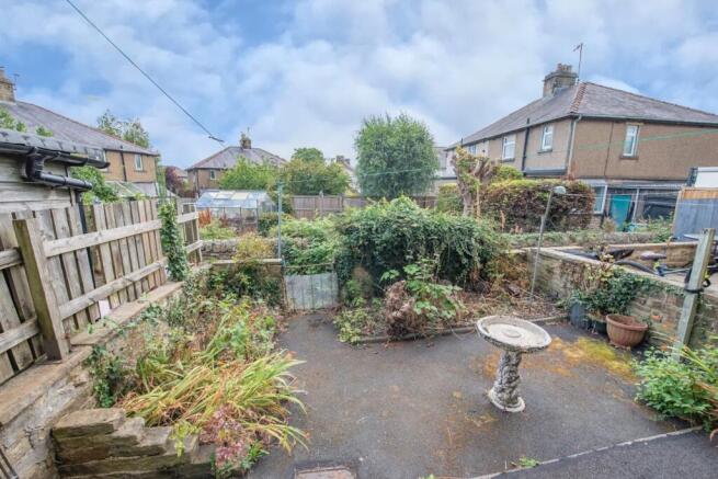 3 bed Terraced for sale Image 11