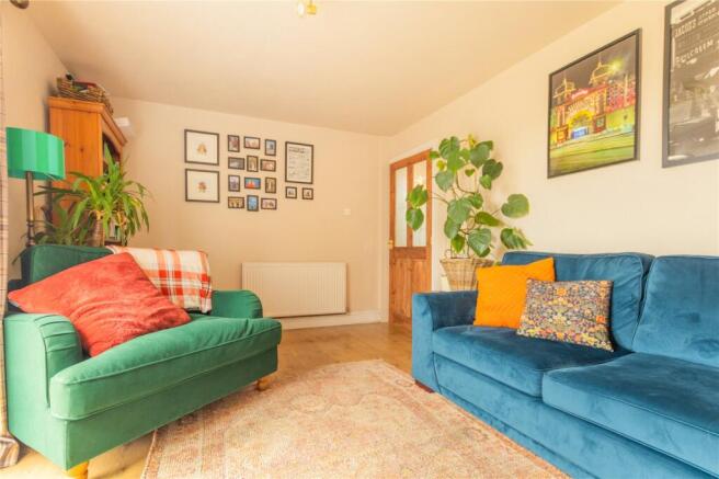 3 bed Semi-Detached for sale Image 5