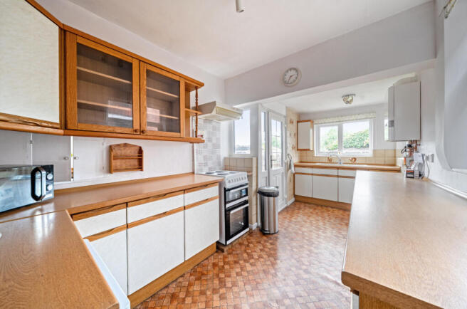 3 bed Semi-Detached for sale Image 5
