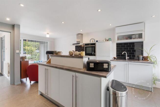 The Grange, Fairwater Road, Llandaff, Cardiff photo 4