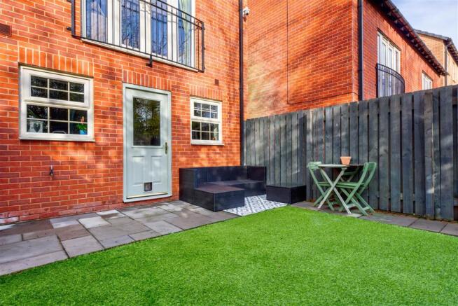 6GreatStubbing(Exterior)(9of9).jpg