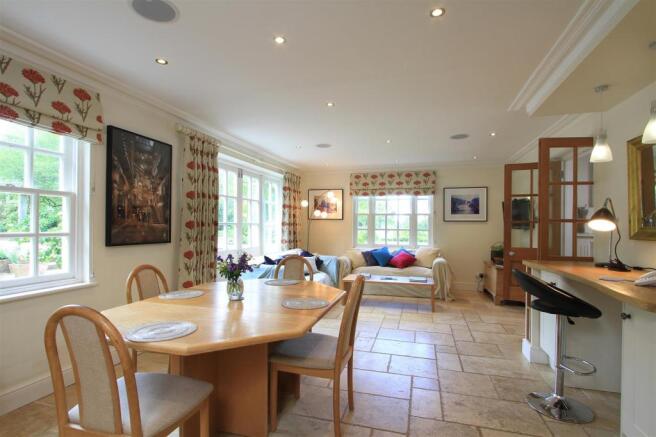 house. estate agent 
