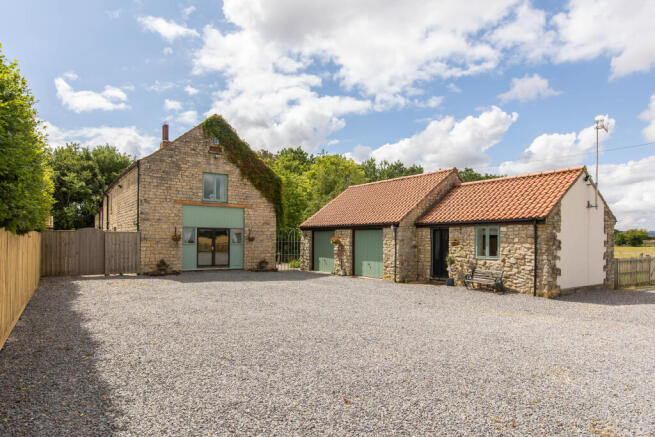 Muscoates Barn External-4