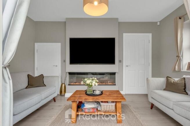 2 bed Semi-Detached for sale Image 6