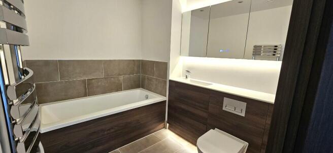 En Suite 2