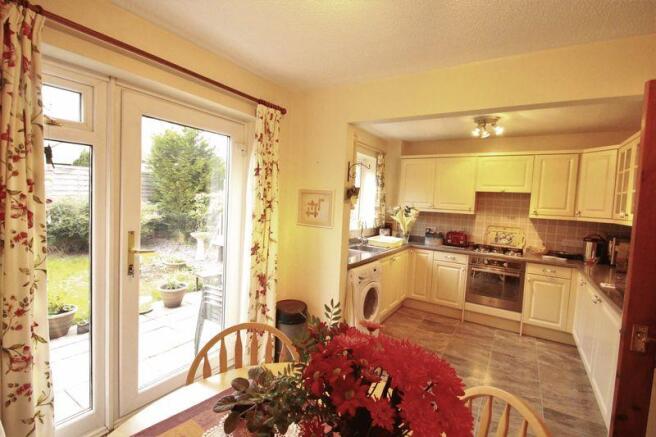 Kitchen/dining...