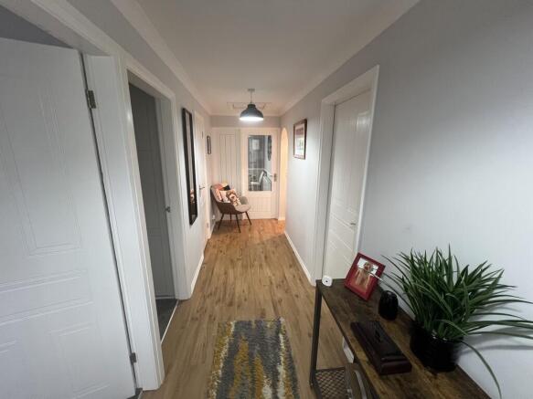 Cornwallis Avenue photo 4