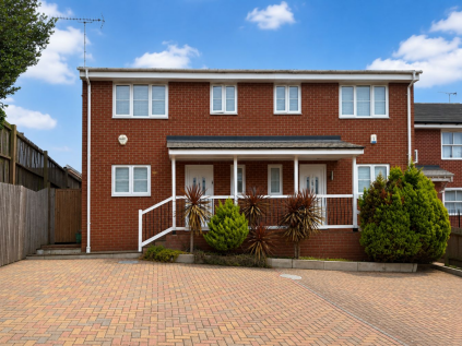 Dudley Close, Colchester, CO2