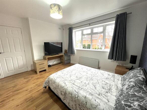 THORN CLOSE BED 1.jpeg