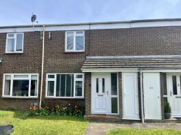 82, Kingsley Walk, Tring HP23 5DW