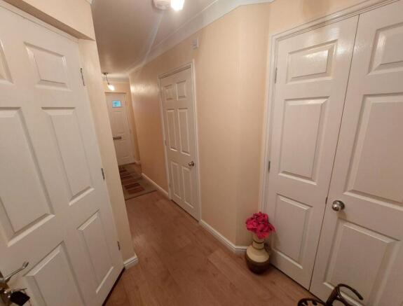 Mitchell Way, Rawcliffe, York YO30 photo 2