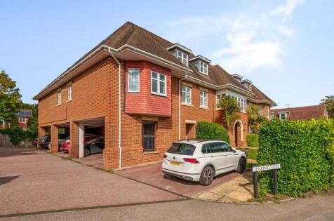Jenkins Court, Chapel Lane, Bagshot
