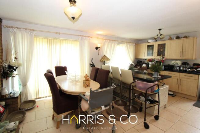 Marine Parade, Fleetwood, Lancashire, FY7 photo 4