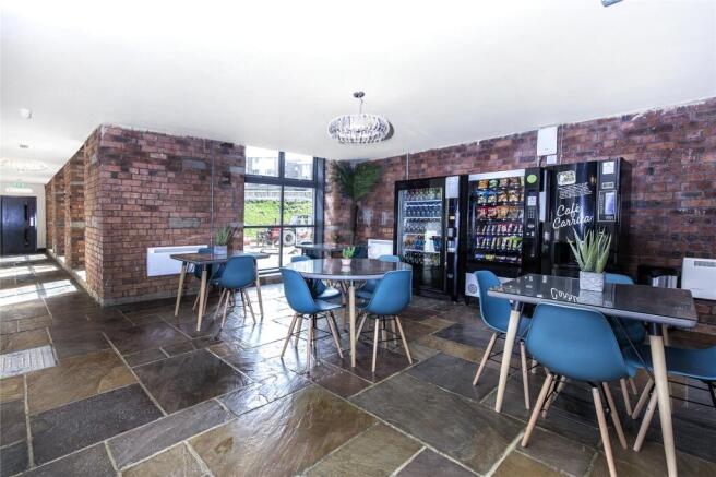 1 bed Apartment to rent Image 5