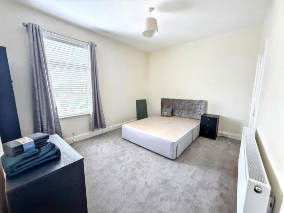 2 bed Terraced for sale Image 7
