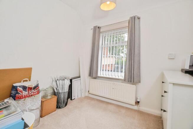 3 bed Semi-Detached for sale Image 11