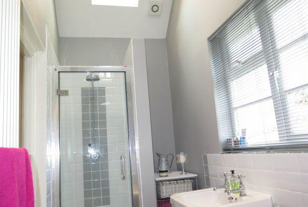 Bathroom with vaulted ceiling