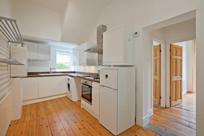 2 bed Apartment for sale Image 4
