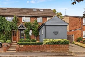1, Lyndhurst Close, Harpenden AL5 5RL
