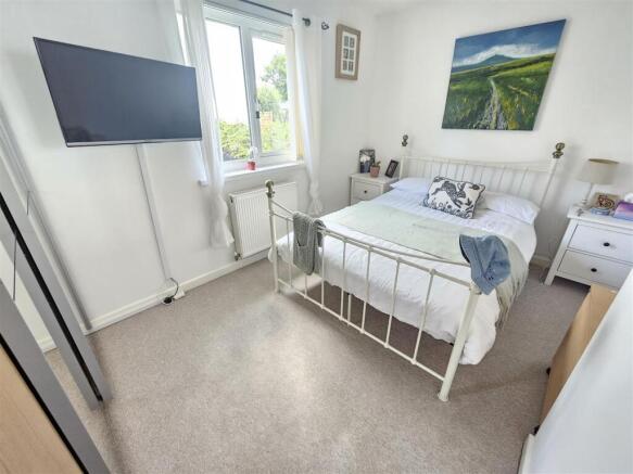 Bedroom 2.jpg