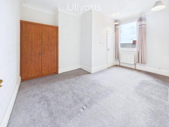 2 bed Flat for sale Image 9