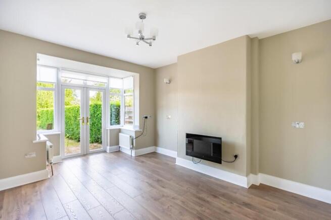 3 bed Semi-Detached for sale Image 5