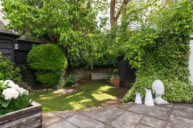 Photo 25