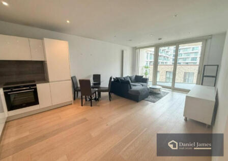 27 Royal Crest Avenue, London, E16