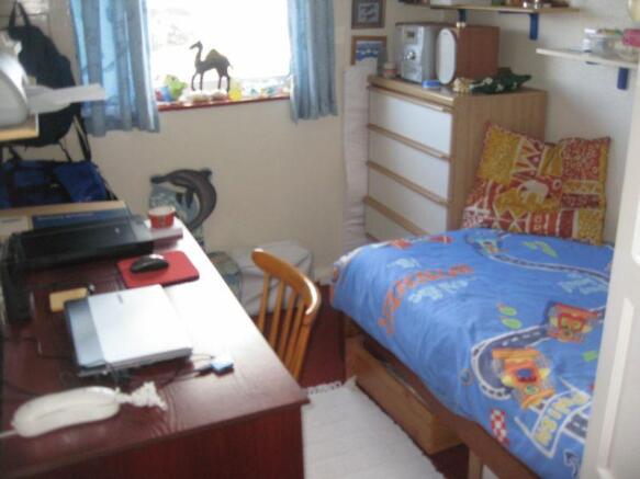 BEDROOM 3