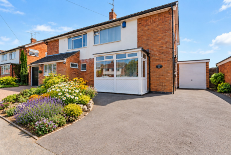 Ash Tree Road, Oadby, LE2