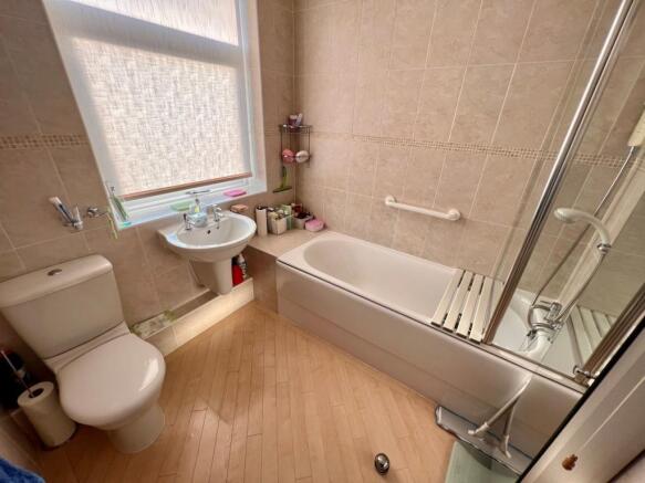 Photo 14