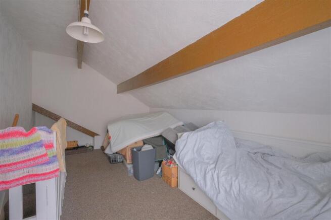 2 bed Terraced for sale Image 8