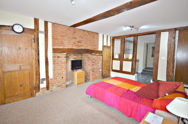 Bedroom2.jpg