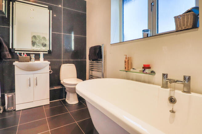 Ensuite