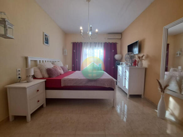 3 Bedroom Semi-Detached For Sale-PAL10-3