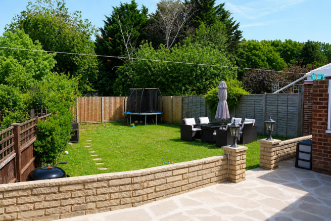 AI back garden.png
