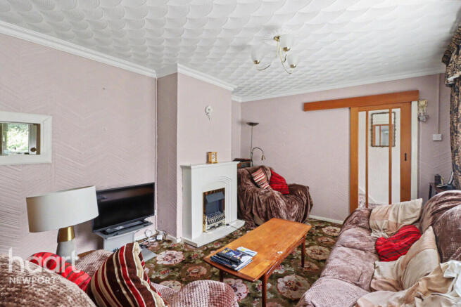 Tynewydd North Close, CWMBRAN photo 4