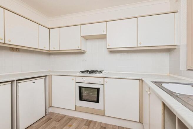2 bed Bungalow for sale Image 11