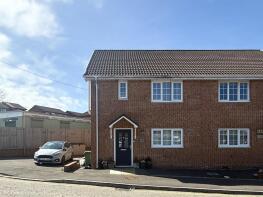 1, Llys Bute, Aberdare CF44 9BF