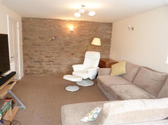 sitting room stone w