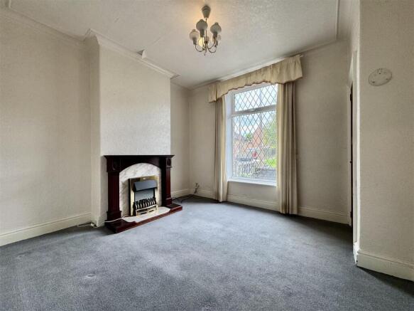 3 bed Terraced for sale Image 5