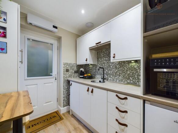 Kitchenette