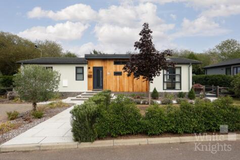 Walnut Tree Farm, Benham Lane, Riseley, Reading, Berkshire, RG7 1RY