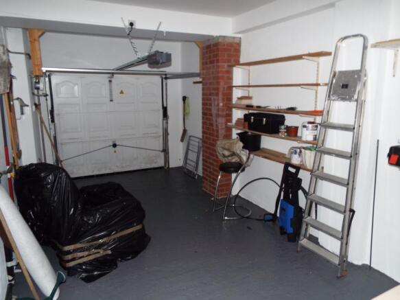 Photo 11