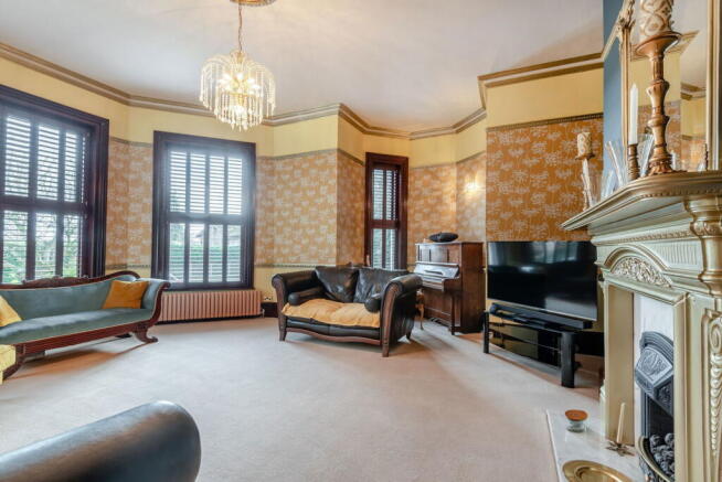 5 bed Manor House for sale Image 12