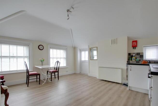 Open Plan Lounge Kitchen