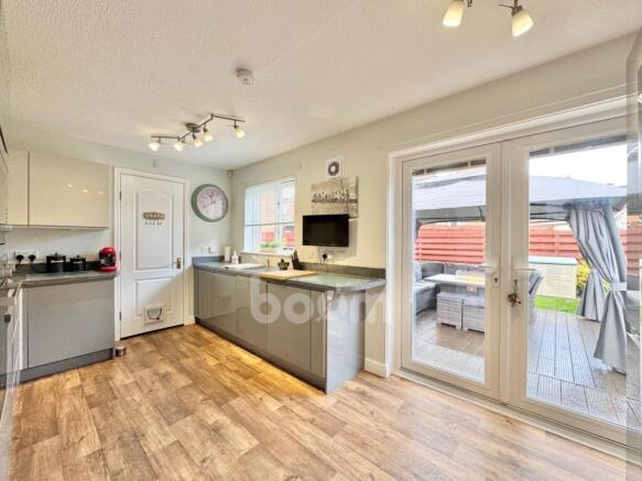 St.Annes Wynd, Erskine kitchen shot