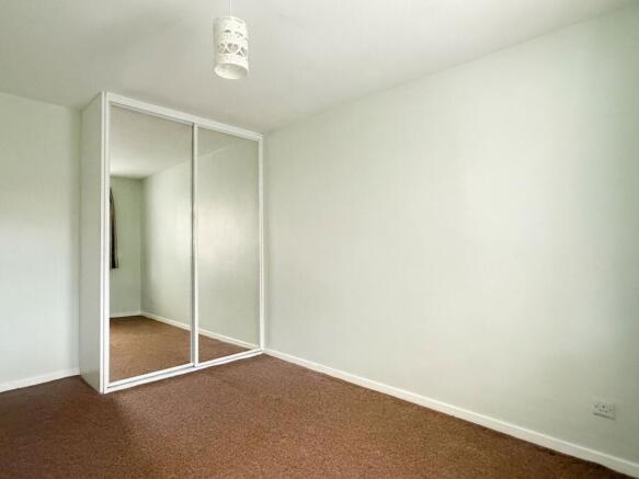 2 bed Semi-Detached Bungalow for sale Image 11