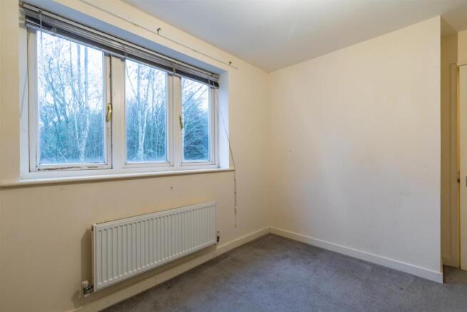 Bedroom 3 to window.jpg